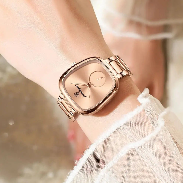 Woman Luxury Watch in Quartz